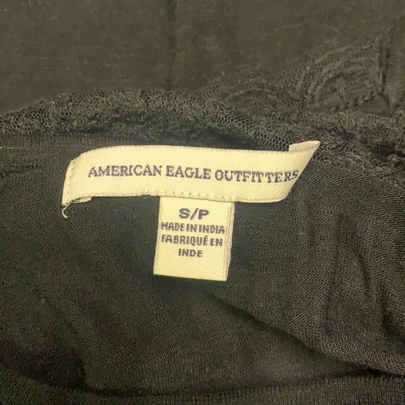 Racerfront Tank with Lace Detail - Picture 4 of 4